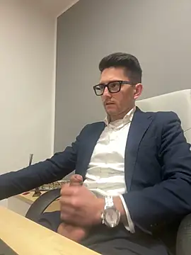 masterboss  online show from 03/06/25, 12:41