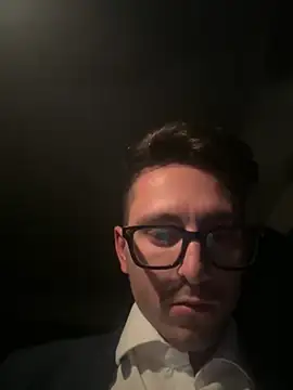 masterboss  online show from 10/21/25, 07:36