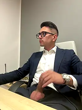 masterboss  online show from 10/27/25, 01:04