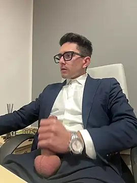 Snapshot of masterboss_ chatting on 01/10/26, 01:24 masterboss online show from 01/10/26, 01:24