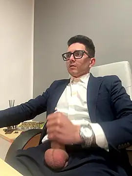 Snapshot of masterboss_ chatting on 01/13/26, 01:27 masterboss online show from 01/13/26, 01:27