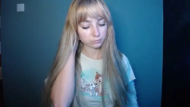 LuciaYoung online show from 09/29/25, 06:29