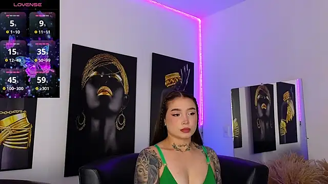  brenna hanson online show from 02/26/25, 07:27