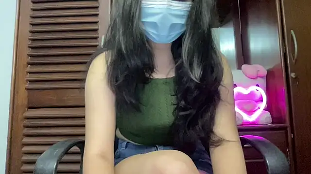 Princess Lily online show from 10/15/25, 02:06