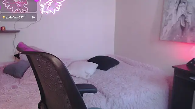 MissDennise online show from 03/04/26, 04:13