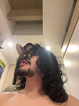 aangie  uwu online show from 11/03/25, 03:08