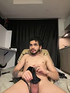 aangie  uwu online show from 11/21/25, 04:11