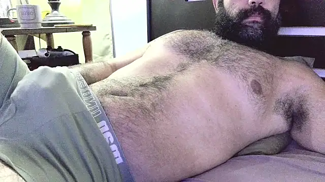 Snapshot of machoathome chatting on 01/14/25, 10:02 machoathome online show from 01/14/25, 10:02