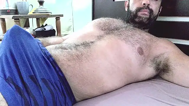 Snapshot of machoathome chatting on 01/21/25, 08:21 machoathome online show from 01/21/25, 08:21