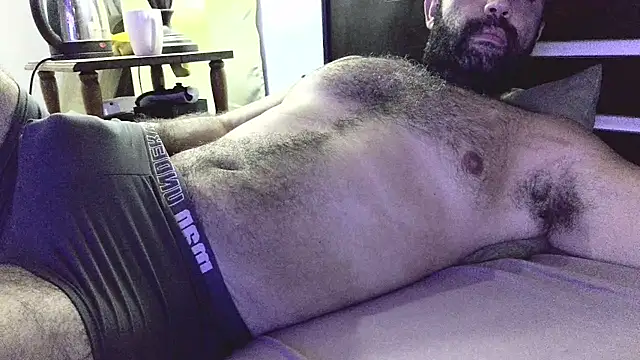 Snapshot of machoathome chatting on 01/29/25, 02:19 machoathome online show from 01/29/25, 02:19