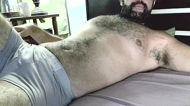 Snapshot of machoathome chatting on 01/31/25, 02:58 machoathome online show from 01/31/25, 02:58