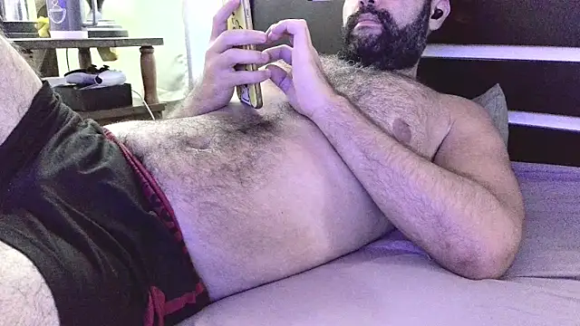 Snapshot of machoathome chatting on 01/31/25, 08:43 machoathome online show from 01/31/25, 08:43