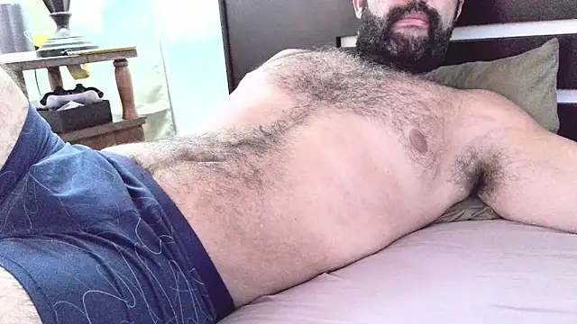 Snapshot of machoathome chatting on 02/01/25, 05:47 machoathome online show from 02/01/25, 05:47