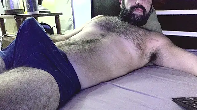 Snapshot of machoathome chatting on 02/14/25, 05:30 machoathome online show from 02/14/25, 05:30