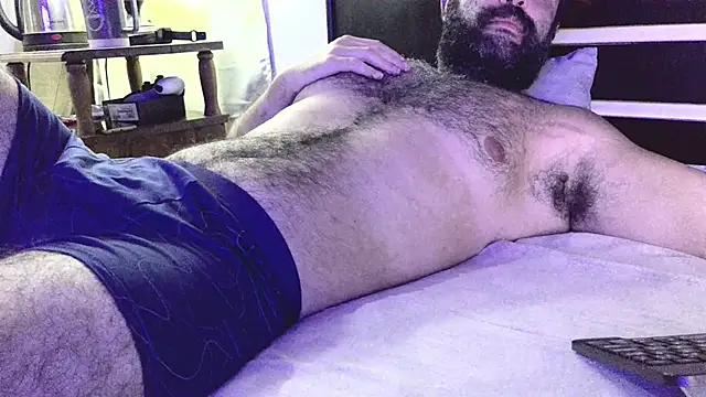 Snapshot of machoathome chatting on 02/23/25, 12:41 machoathome online show from 02/23/25, 12:41