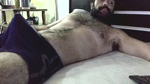 Snapshot of machoathome chatting on 02/24/25, 01:57 machoathome online show from 02/24/25, 01:57