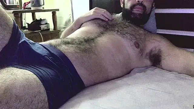 Snapshot of machoathome chatting on 03/05/25, 04:02 machoathome online show from 03/05/25, 04:02