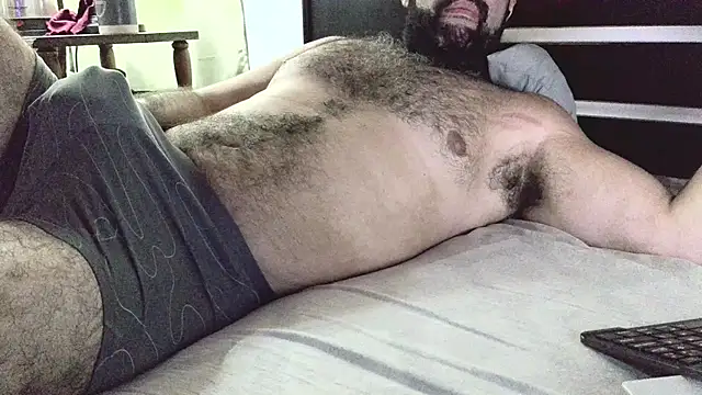 Snapshot of machoathome chatting on 03/12/25, 11:33 machoathome online show from 03/12/25, 11:33