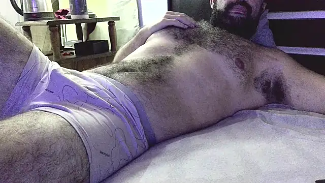 Snapshot of machoathome chatting on 03/16/25, 02:53 machoathome online show from 03/16/25, 02:53