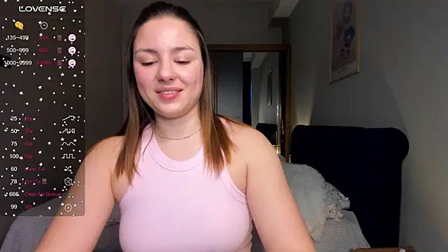 ThreeshaWhite online show from 03/04/25, 05:21