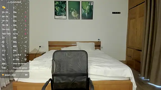 ThreeshaWhite online show from 06/02/26, 01:29