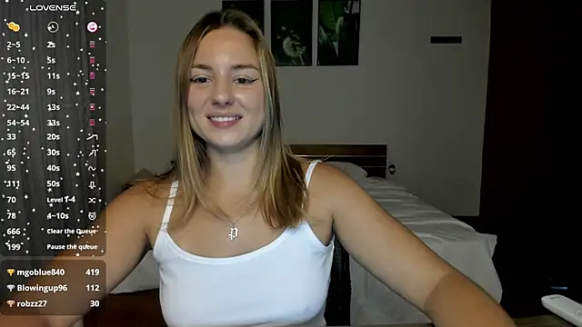 ThreeshaWhite online show from 06/22/26, 03:25