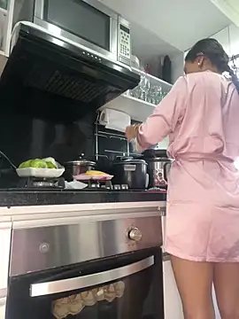 Snapshot of Maiaa_evans chatting on 03/07/25, 03:28 Maiaa evans online show from 03/07/25, 03:28