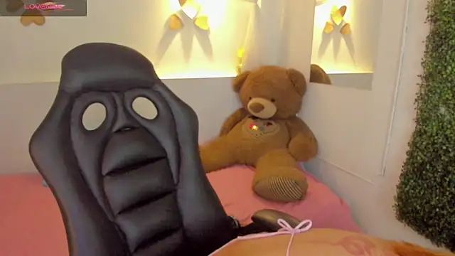 Abby Mae  online show from 03/17/26, 07:50