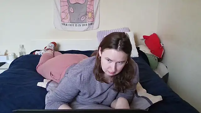 Snapshot of franceska_blue chatting on 12/20/24, 01:11 franceska blue online show from 12/20/24, 01:11