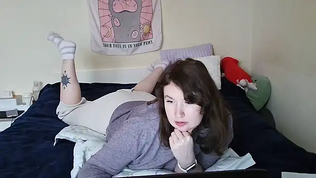 Snapshot of franceska_blue chatting on 02/04/25, 01:16 franceska blue online show from 02/04/25, 01:16