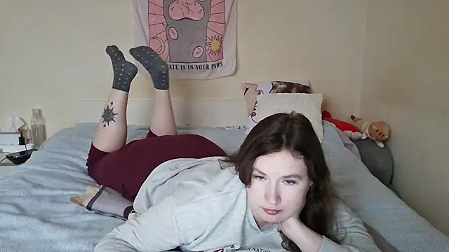 Snapshot of franceska_blue chatting on 03/19/25, 02:57 franceska blue online show from 03/19/25, 02:57