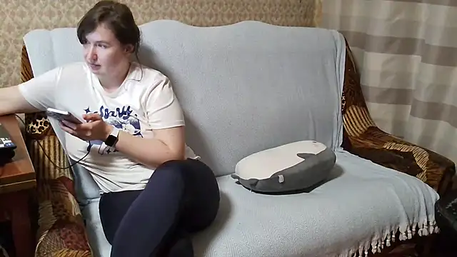 franceska blue online show from 11/26/25, 09:16