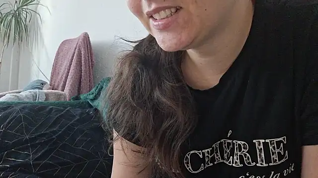 Cyndee Winter online show from 11/08/25, 11:43