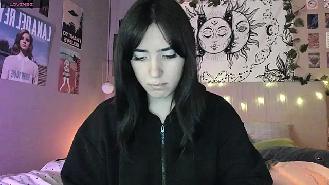 Snapshot of Anisawithlove chatting on 12/27/24, 06:53 Anisawithlove online show from 12/27/24, 06:53