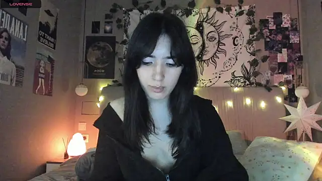 Snapshot of Anisawithlove chatting on 02/07/25, 04:14 Anisawithlove online show from 02/07/25, 04:14