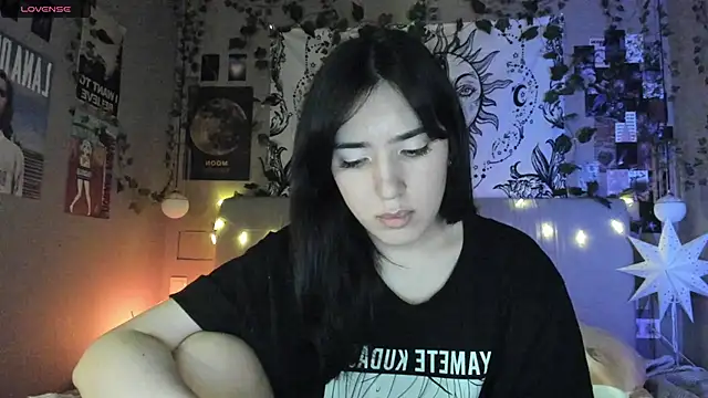 Snapshot of Anisawithlove chatting on 02/09/25, 05:22 Anisawithlove online show from 02/09/25, 05:22