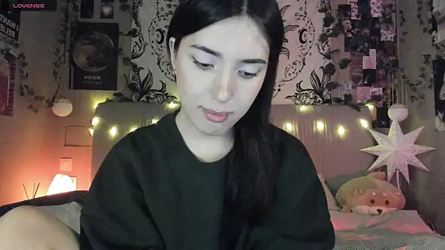 Snapshot of Anisawithlove chatting on 03/06/25, 05:22 Anisawithlove online show from 03/06/25, 05:22