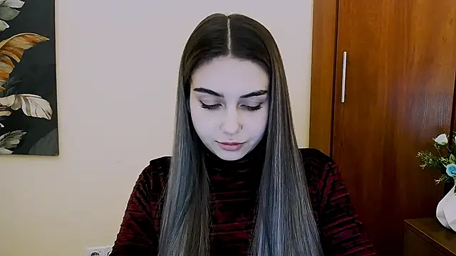 Lili magic online show from 02/13/25, 04:39