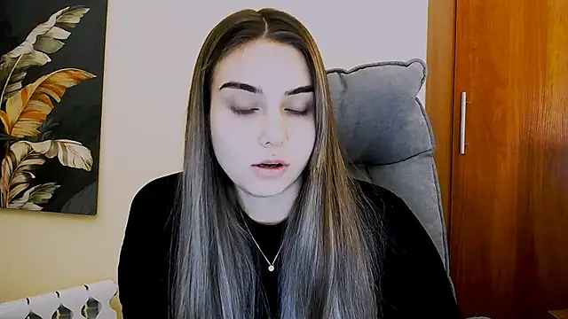 Lili magic online show from 03/07/25, 12:56