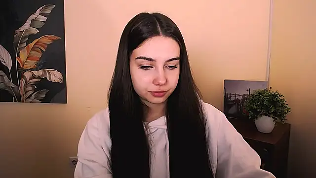 Lili magic online show from 09/18/25, 12:29