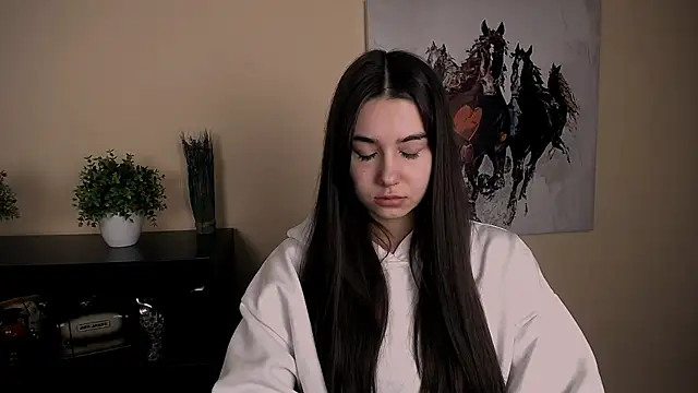 Lili magic online show from 12/19/25, 01:07