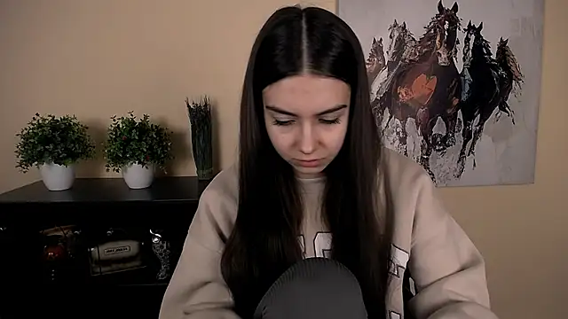 Lili magic online show from 03/06/26, 10:34