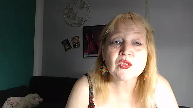 Blasflittchen online show from 07/12/26, 01:13