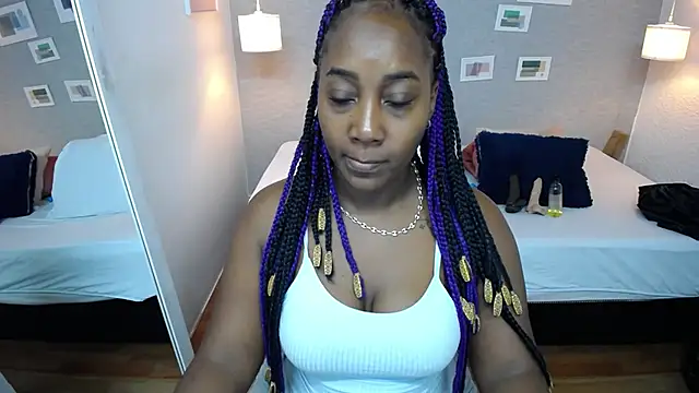kiara evanss online show from 01/05/25, 12:53
