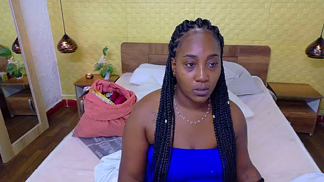 Snapshot of kiara_evanss chatting on 11/11/25, 02:28 kiara evanss online show from 11/11/25, 02:28