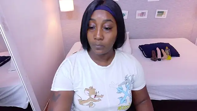 Snapshot of kiara_evanss chatting on 01/10/26, 07:04 kiara evanss online show from 01/10/26, 07:04