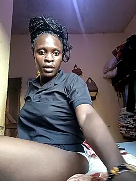 pretty amaal online show from 03/24/26, 03:28