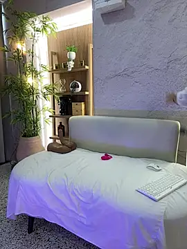 LIAH IZUMI online show from 03/21/26, 01:16