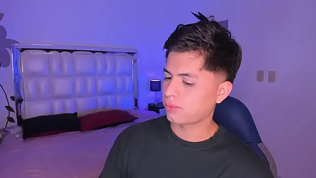 Niicky1  online show from 01/07/25, 08:42