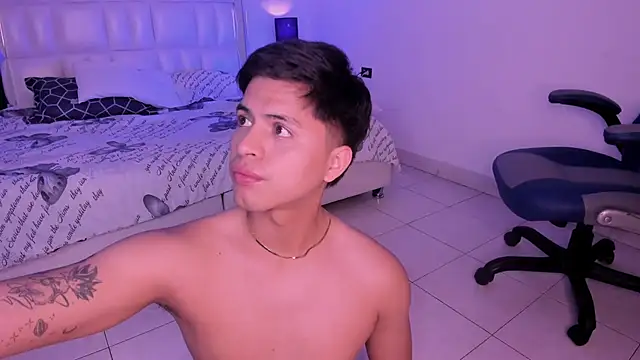 Niicky1  online show from 01/11/25, 11:56